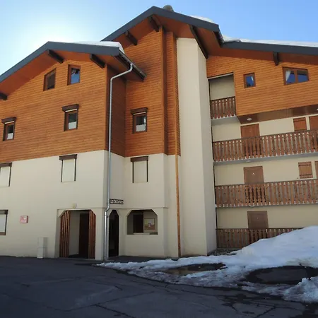 Lumineux 6 Pers Avec Balcon Et Parking A - Fr-1-198-241 *