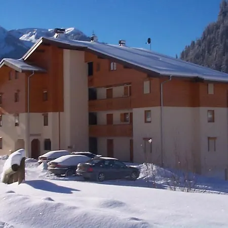 Lumineux 6 Pers Avec Balcon Et Parking A - Fr-1-198-241 *