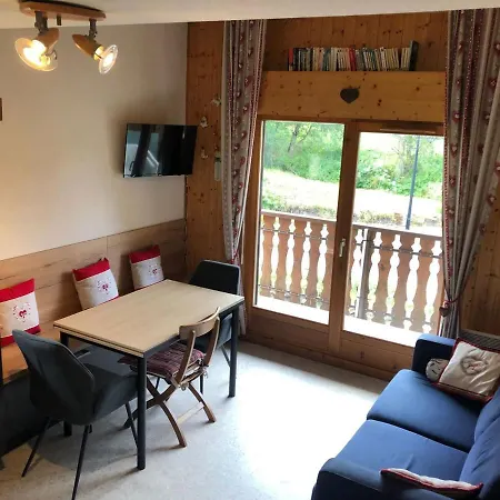 Lumineux 6 Pers Avec Balcon Et Parking A - Fr-1-198-241 *